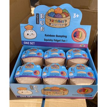 RAGE - RAINBOW Squishy Bun Dumplings ISO (8.5 x 8.5 x 4.8 Cm) - Viral 2026 Fidget Toy (12 kpl)