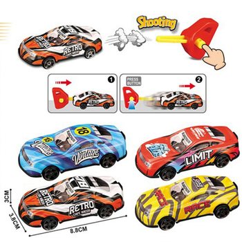 METALLINEN LAUKAISUAUTO AVAIMELLA - LAHJAPUSSISSA - LAJITELMA (24 kpl)