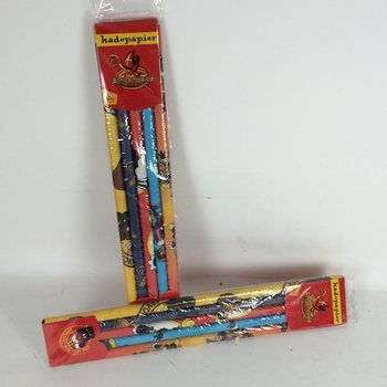 5-osainen Lahjapaperisetti 'De Club van Sinterklaas'