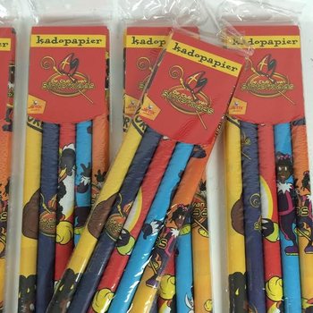5-osainen Lahjapaperisetti 'De Club van Sinterklaas'