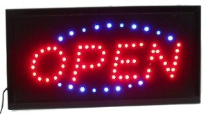 LED-MAINOSKILPI - OPEN 2 VÄRIÄ