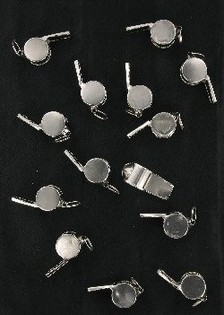 Metalliset Erotuomaripillit (100 kpl)
