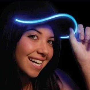 VALAISEVA LED-LIPPIS / PARTY CAPS - VÄRI: SININEN (6 kpl)