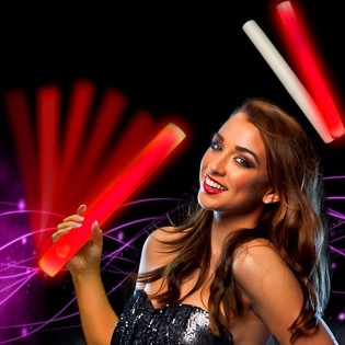 LED Foam Stick Yksiv&auml;rinen - Juhlavalotikku - Punainen (24 kpl)
