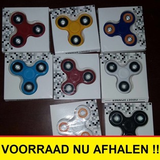 Fidget Spinnerit / Hand Spinnerit - 20 kpl - Tukkumyynti