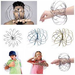 **RAGE 2018** Magic Rings / Flow Rings - Kineettinen 3D-taikarengas - MULTI COLOR | KORTISSA (10 kpl)