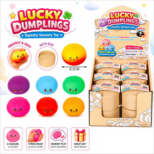 RAGE - LUCKY DUMPLINGS - Puristeltava Squishy-nyytti ISO Koko 8.5 x 8.5 x 4.8 Cm - DISPLAY-LAATIKOSSA (12 kpl)